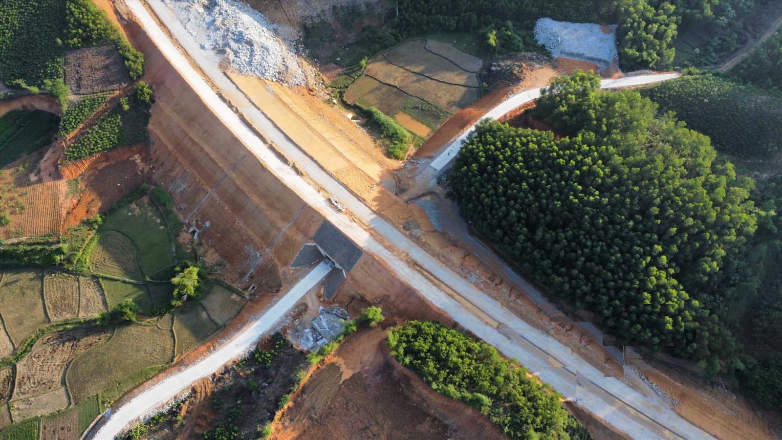 Cao tốc Tuyên Quang Phú Thọ 4