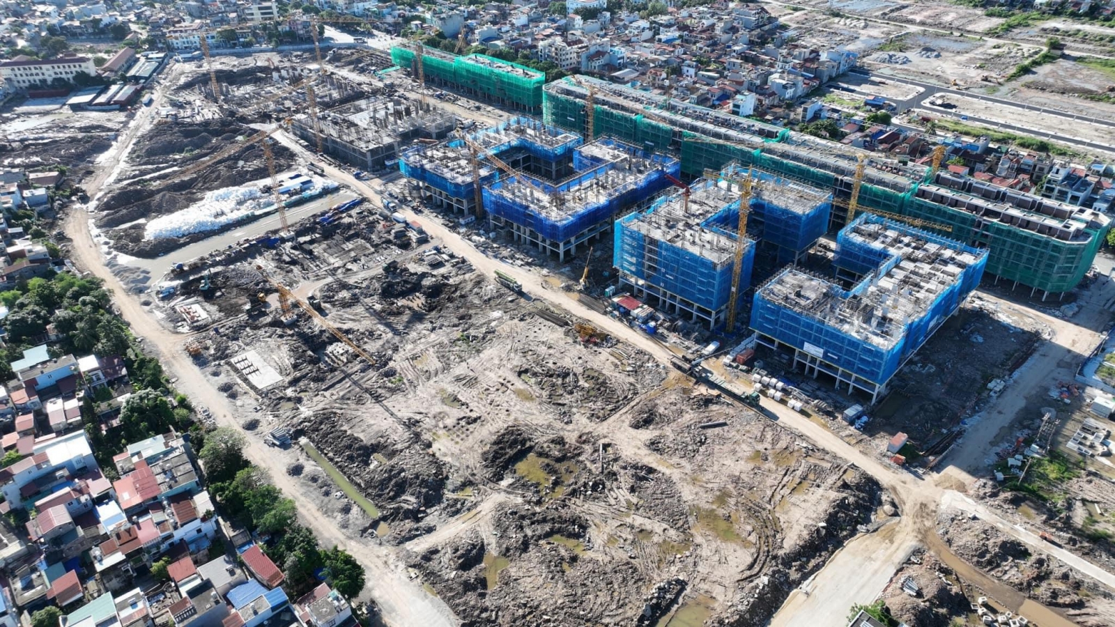 Tiến độ nhà ở xã hội kho 3 Lạc Viên