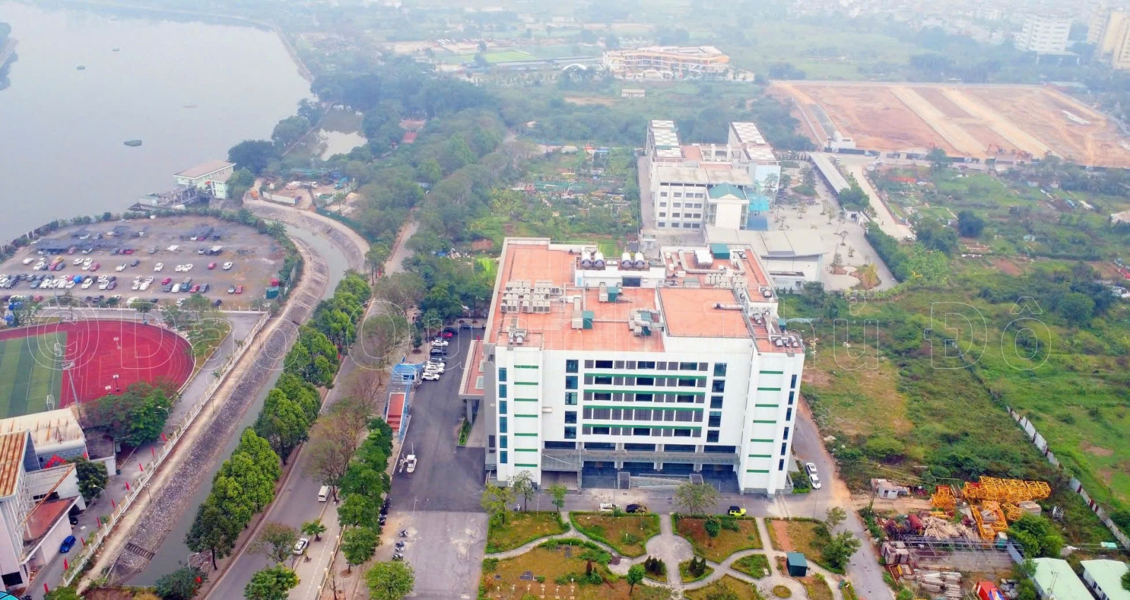 Từ ngày 19/1/2026, Bệnh viện Đại học Y Dược - Cơ sở Linh Đàm (189 Linh Đường, P. Hoàng Liệt) bắt đầu triển khai các hoạt động khám bệnh.